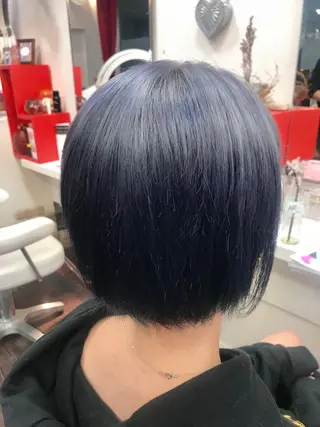 ショート カラー 岩谷/ブリーチ 🪽透明感カラーのヘアスタイル