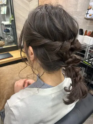 ミディアム ヘアアレンジ SHANTi 飯塚 ヘアセット/髪質改善のヘアスタイル