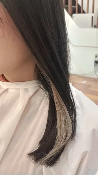 ミディアム 谷口ゆめ/縮毛矯正/ 大人女子/眉ワックスのヘアスタイル