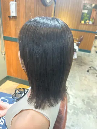 ミディアム 𝐒𝐇𝐔𝐑𝐈 🦋艶カラー🦋のヘアスタイル