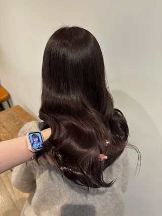 セミロング カラー 𝑴𝒊𝒌𝒖💝 透明感モテカラーのヘアスタイル