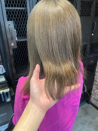 セミロング カラー 久木原 ゆりのヘアスタイル