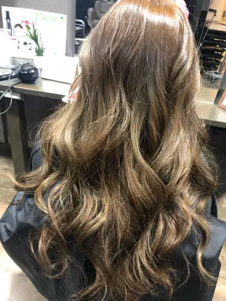 ロング カラー pep natsumiのヘアスタイル