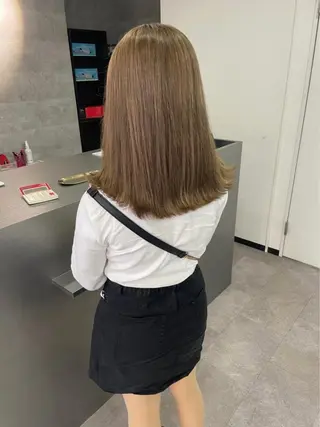 セミロング カラー ハイトーンエクステ 🎩カズキ🎩のヘアスタイル