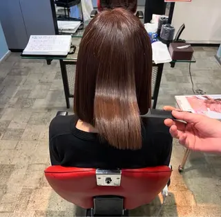 ミディアム QUATRO WEST所属・渡辺 愛のヘアスタイル