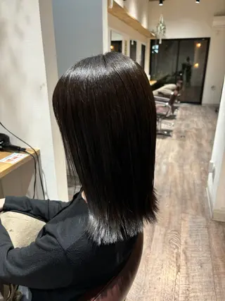 ミディアム カラー SOL Matsumuraのヘアスタイル
