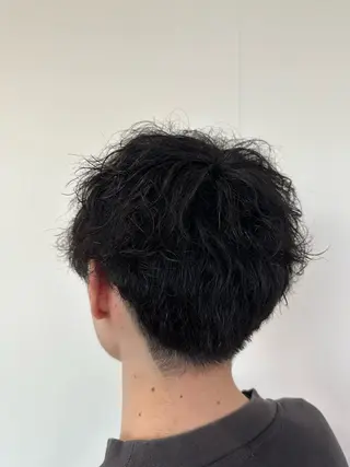 ショート パーマ メンズ 相澤 茉澄のマツエク・マツパデザイン