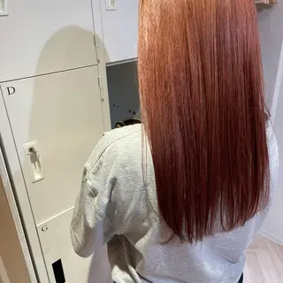 ロング カラー UMEDA FIGAROのヘアスタイル