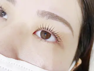 ロング カラー パーマ ヘアアレンジ メンズ キッズ ネイル マツエク・マツパ アイブロウ Rea🌈Coco まつぱ/パリジェンヌのマツエク・マツパデザイン