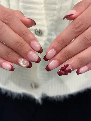 ネイル 村上莉理 ネイリ ストUNELMA所属のネイルデザイン