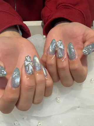 ネイル 内田 里穂のネイルデザイン