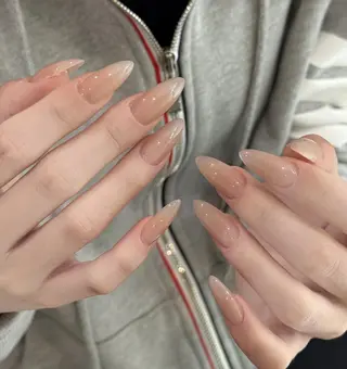 ネイル エリ🫧 nail池袋東口のネイルデザイン