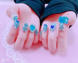 ネイル はぴねす所属・横浜 美夢のネイルデザイン