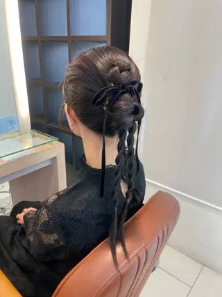 ロング 青沼夏未/オリーブ/ 寒色カラーのヘアスタイル