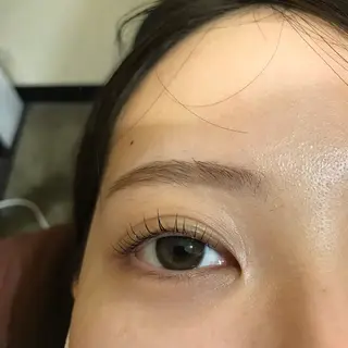 マツエク・マツパ 三澤 朱里の眉毛・アイブロウイメージ
