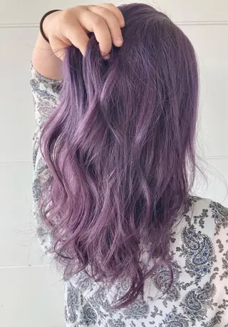 ロング タカツド ユウキのヘアスタイル