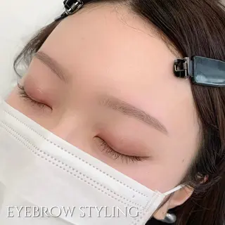 アイブロウ atelier...m所属・NUURA /　yuiの眉毛・アイブロウイメージ