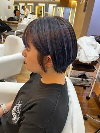 ショート カラー ✂︎HITOMI✂︎ 副店長のヘアスタイル
