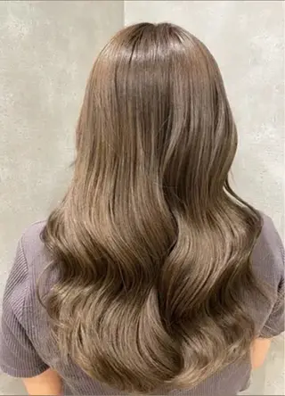 ロング ヤマモト ミノルのヘアスタイル