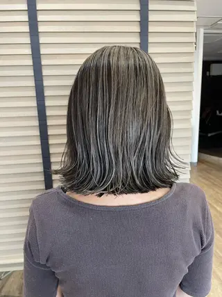 カラー 佐々木 浩之のヘアスタイル