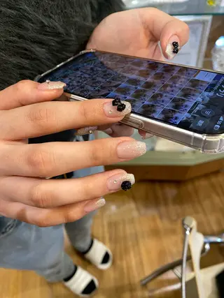 ネイル crystal ⭐︎ colorのネイルデザイン