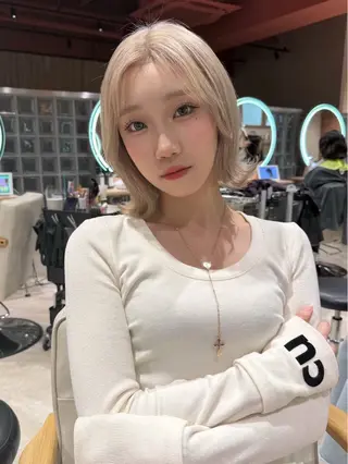 ミディアム 松村 碧のヘアスタイル