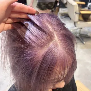 ミディアム カラー 肌に馴染むハイトーン /ミルクティーカラーのヘアスタイル