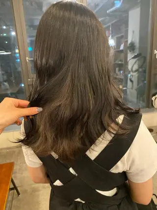 ロング カラー the BRIDGE 加藤みのりのヘアスタイル