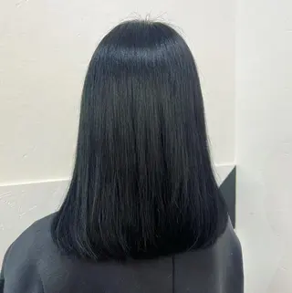 ミディアム カラー 吉野 瑳桜のヘアスタイル