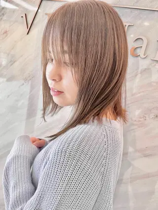 ミディアム ブリーチ毛に縮毛矯正 ✨カラー✨山田 正幸のヘアスタイル