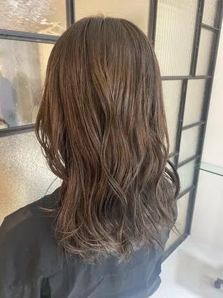 セミロング カラー 安永 涼のヘアスタイル