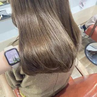 ロング カラー otoha✳︎ くすみ艶カラーのヘアスタイル