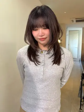 ロング カラー mizuki/ピンク ベージュ.レイヤーのヘアスタイル