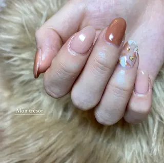 ネイル Montrésor 名古屋ネイルサロンのネイルデザイン