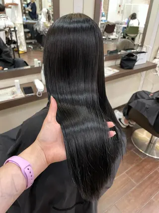 ロング 個性派ネイル 🌼 ハルカ ♡の眉毛・アイブロウイメージ