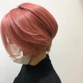 ショート 透明感カラー🩵 mioのヘアスタイル