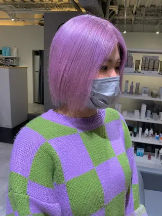 ショート カラー 桃果 momokaのヘアスタイル