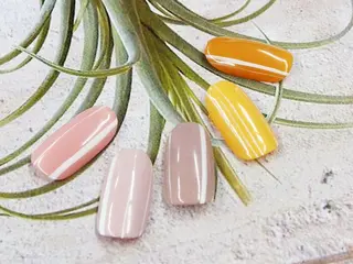 ネイル ティーエヌ 金山駅東口店のネイルデザイン