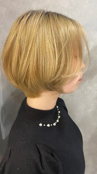 ショート カラー Bianca  代表 硲　貴亮【東武練馬】のヘアスタイル