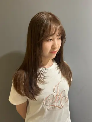 ロング カラー 🌟デザインカラー 久保悠那のヘアスタイル