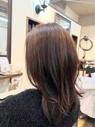 ミディアム カラー 大西 七海のヘアスタイル