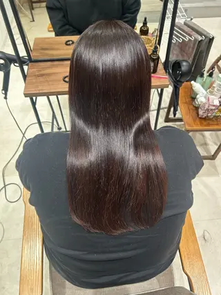 カラー UNBIRTHDAY Erenaのヘアスタイル