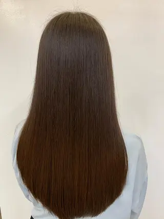 ロング カラー トップ スタイリストのヘアスタイル
