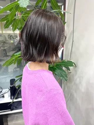 ショート カラー レイヤーカット/透明 感カラー🩵中村友美のヘアスタイル