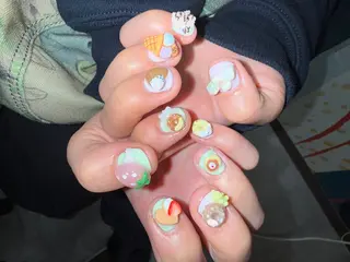 ネイル niconail 🧣ayu 📍烏山のネイルデザイン