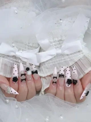 カラー AIN Nailのネイルデザイン