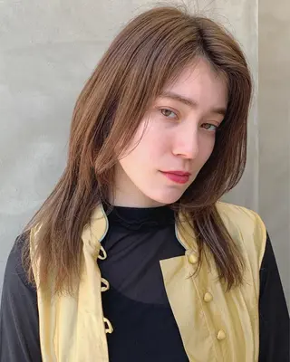 セミロング カラー 🐝 hachi🐝のヘアスタイル
