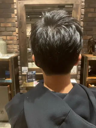メンズ 寒河江 真希のヘアスタイル
