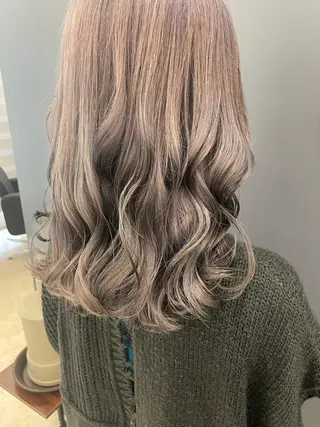 セミロング ヘアアレンジ like みやびのヘアスタイル