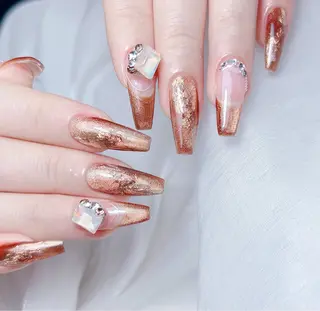 ネイル M🌷nail 長さだし専門店のネイルデザイン